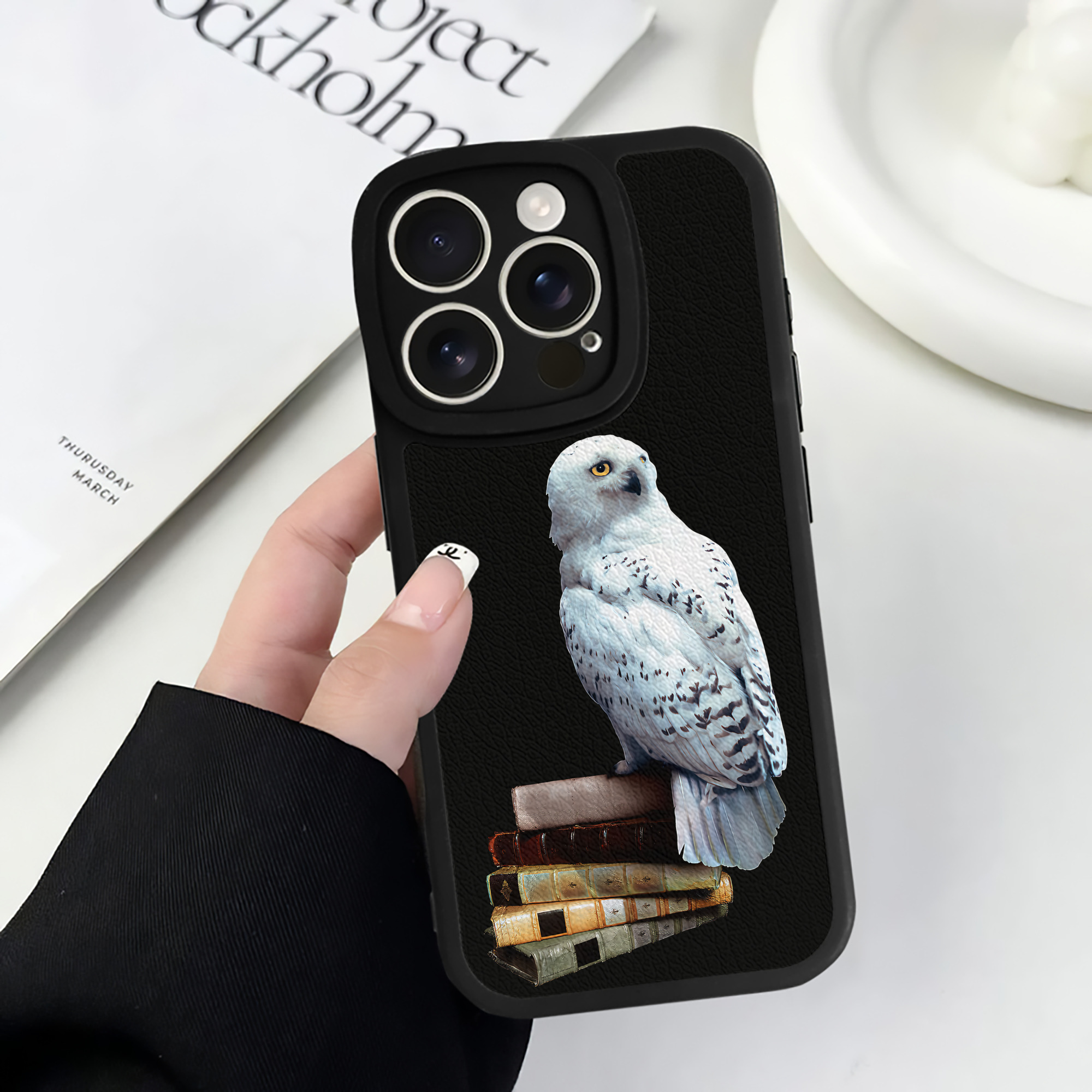 （画像用） Harry Potter ハリー・ポッターシリーズ 【iPhone 16シリーズ対応】シリコンスマホケース（レザー調） 材質：シリコン